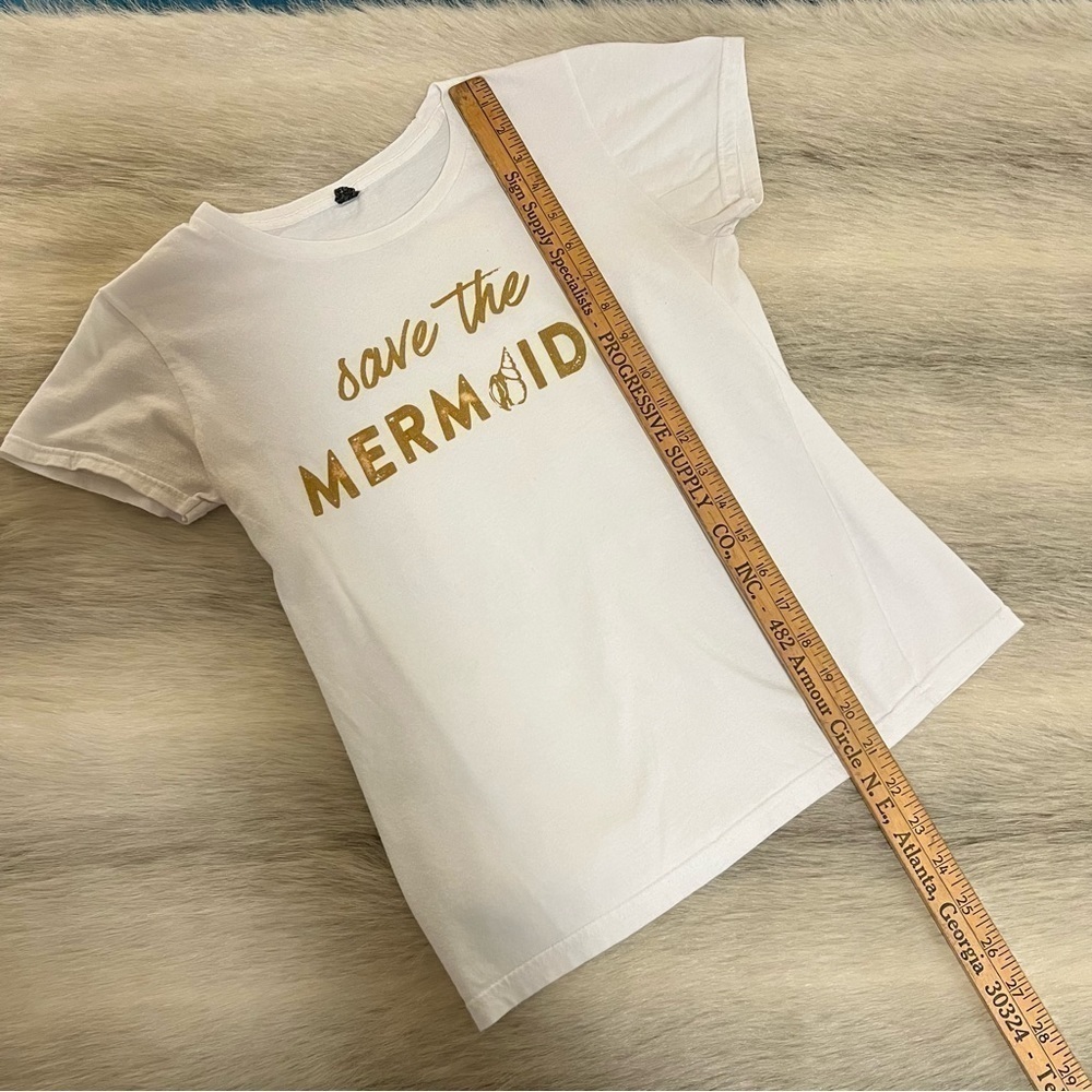 “SAVE THE MERMAIDS” S White Short Sleeve Baby Tee Retro Gold Lettering Crew Neck - Picture 7 of 8